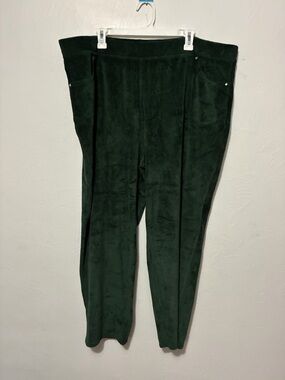 Quacker Factory Dark Green Velvet/Corduroy Like Pull-On Trousers size 22 Short